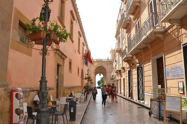 La Terrazza Dietro Il Duomo アパート